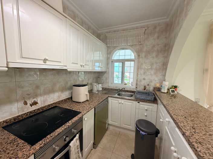 Image No.30-5 Bed Villa for sale