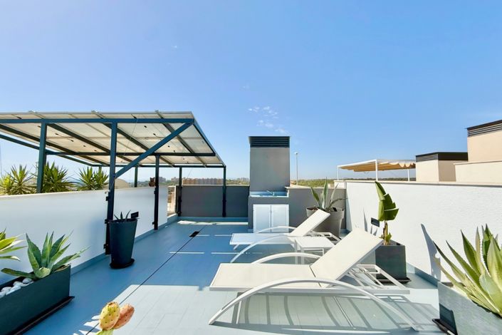 Image No.29-3 Bed Villa for sale