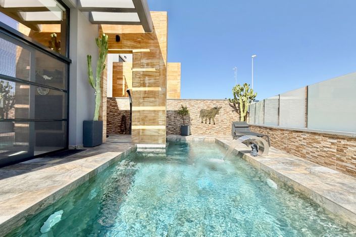 Image No.36-3 Bed Villa for sale
