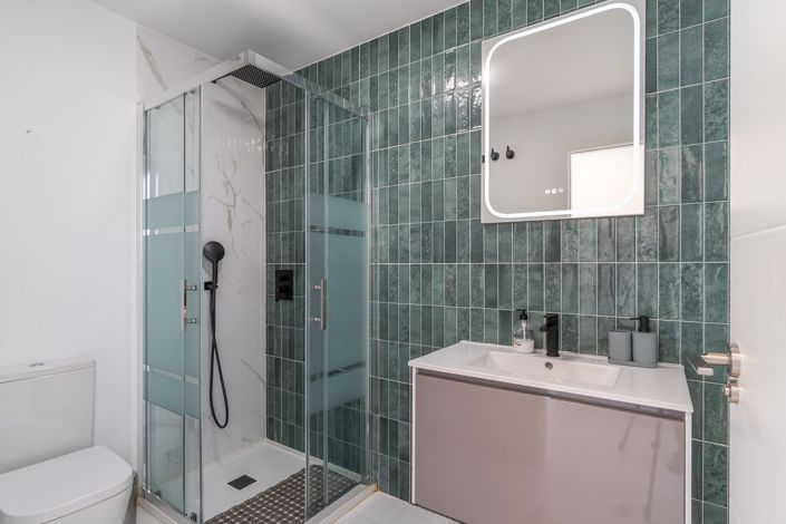 Image No.18-2 Bed Apartment for sale