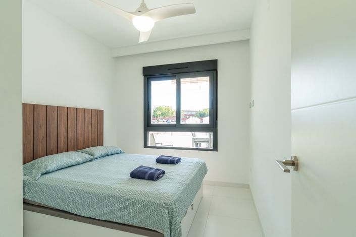 Image No.19-2 Bed Apartment for sale