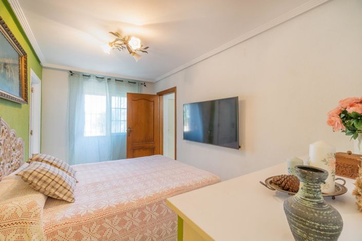 Image No.26-4 Bed Villa for sale