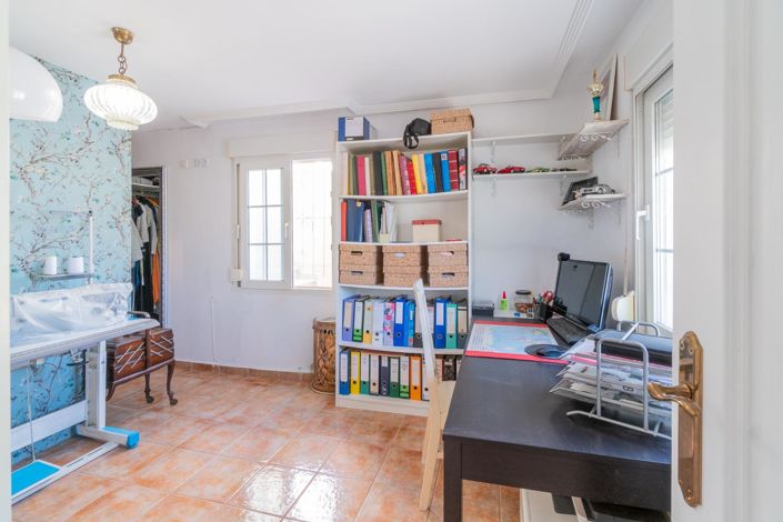 Image No.27-4 Bed Villa for sale