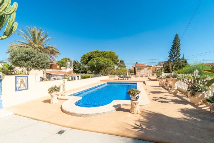 Image No.37-4 Bed Villa for sale