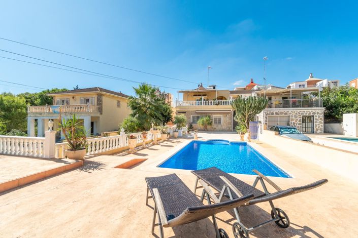 Image No.40-4 Bed Villa for sale