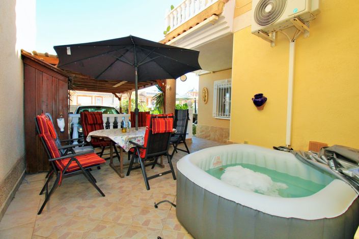 Image No.19-3 Bed Villa for sale