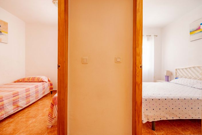 Image No.14-3 Bed Apartment for sale