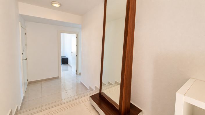 Image No.12-3 Bed Apartment for sale
