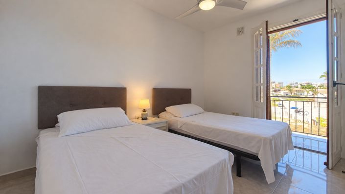 Image No.39-3 Bed Apartment for sale
