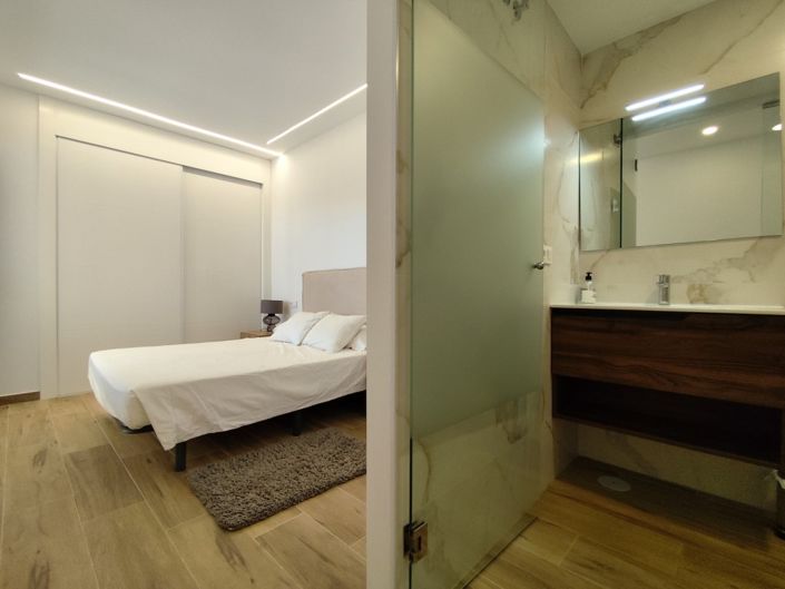 Image No.13-3 Bed Apartment for sale