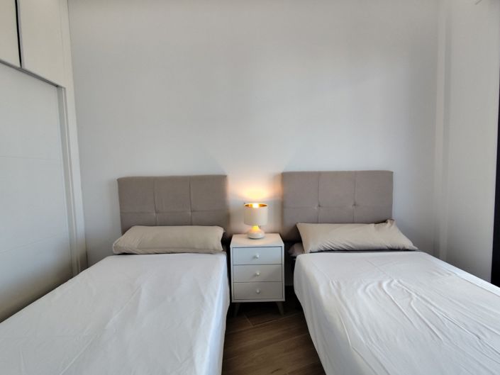 Image No.18-3 Bed Apartment for sale