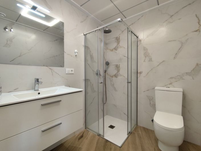 Image No.20-3 Bed Apartment for sale