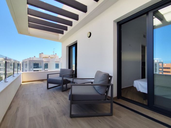 Image No.24-3 Bed Apartment for sale
