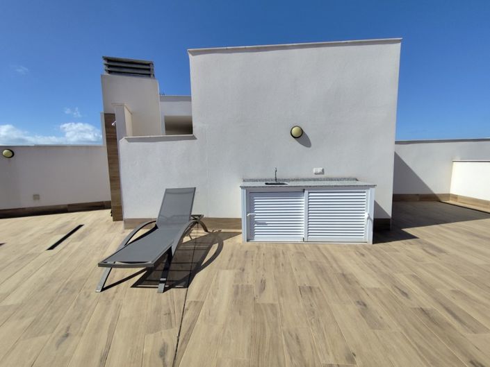 Image No.28-3 Bed Apartment for sale