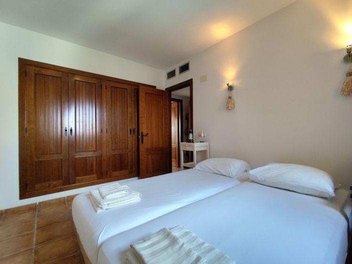 Image No.8-2 Bed Apartment for sale