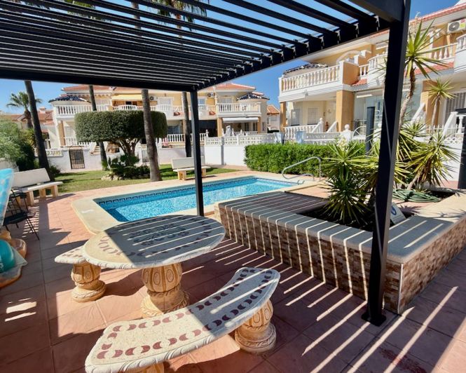 Image No.16-2 Bed Villa for sale