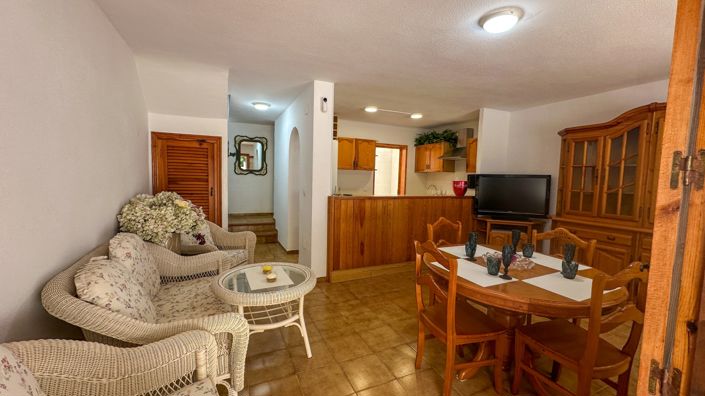 Image No.10-2 Bed Townhouse for sale