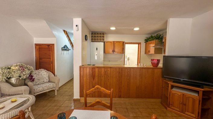 Image No.6-2 Bed Townhouse for sale