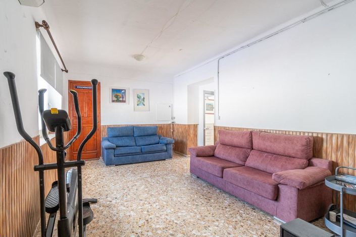 Image No.11-3 Bed Villa for sale