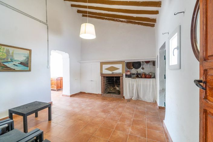 Image No.2-3 Bed Villa for sale