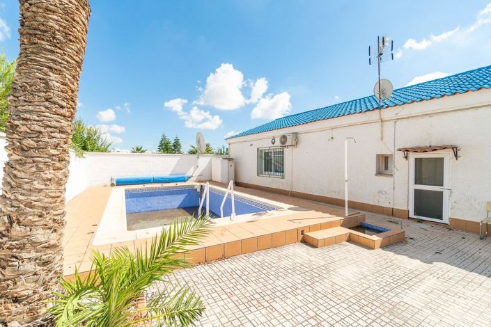 Image No.20-3 Bed Villa for sale