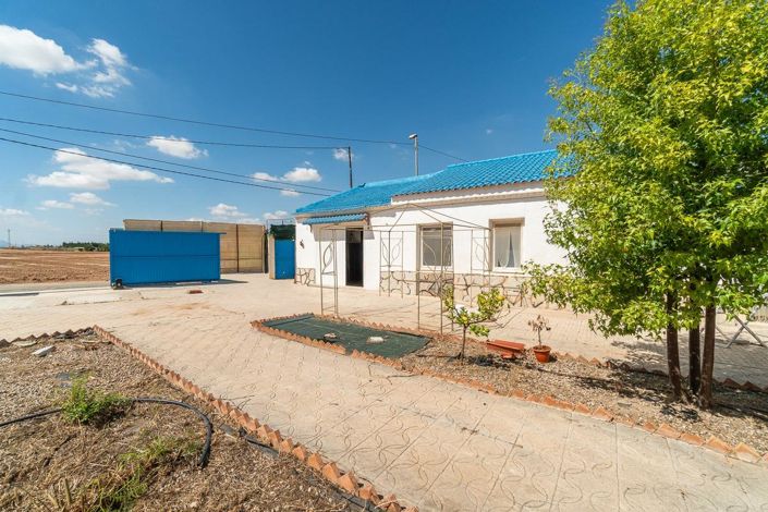 Image No.21-3 Bed Villa for sale