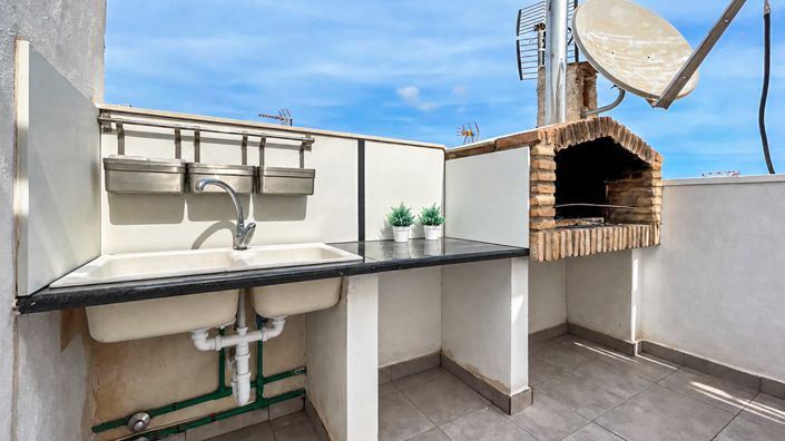 Image No.26-3 Bed Townhouse for sale