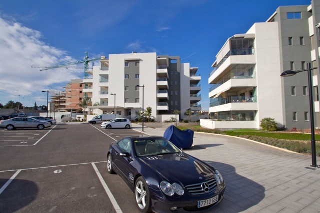 Image No.17-2 Bed Apartment for sale