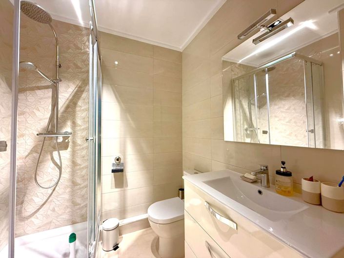 Image No.17-2 Bed Apartment for sale