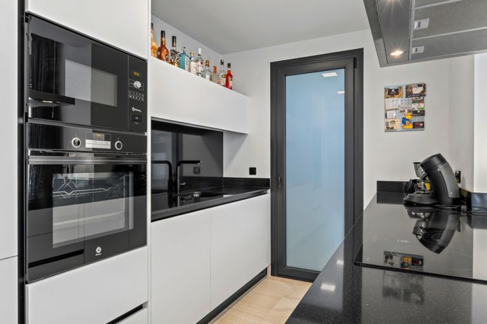 Image No.16-2 Bed Apartment for sale