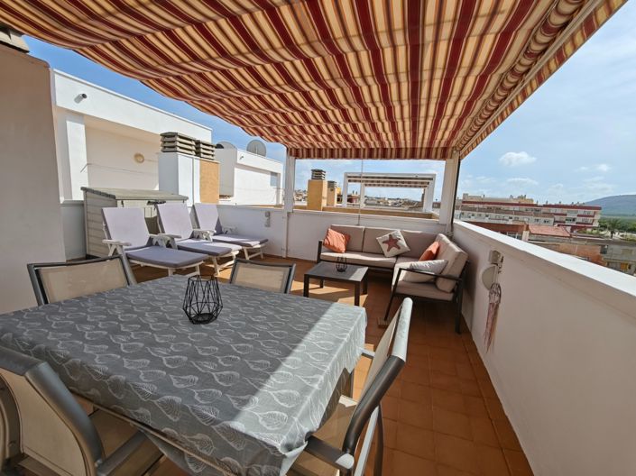 Image No.12-2 Bed Apartment for sale