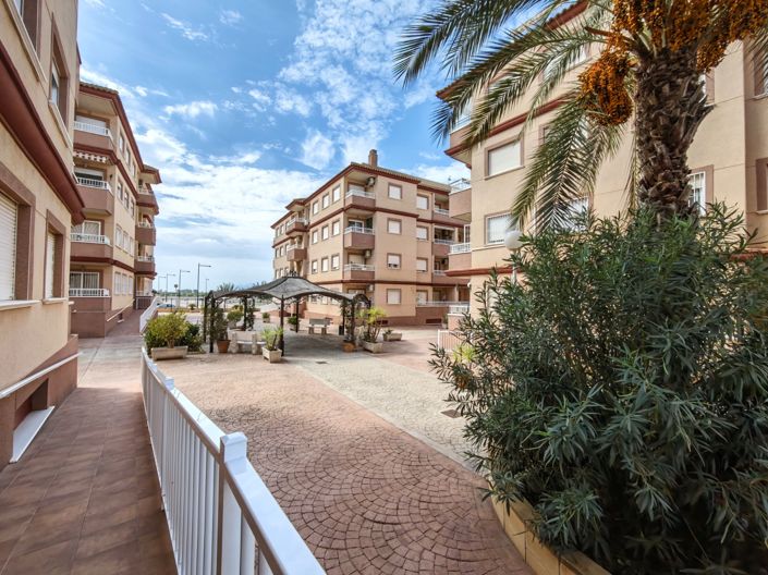 Image No.30-2 Bed Apartment for sale