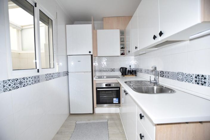 Image No.9-2 Bed Townhouse for sale