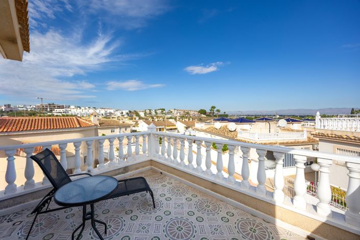 Image No.31-4 Bed Villa for sale
