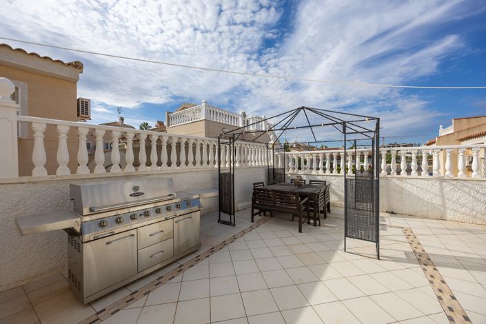 Image No.36-4 Bed Villa for sale