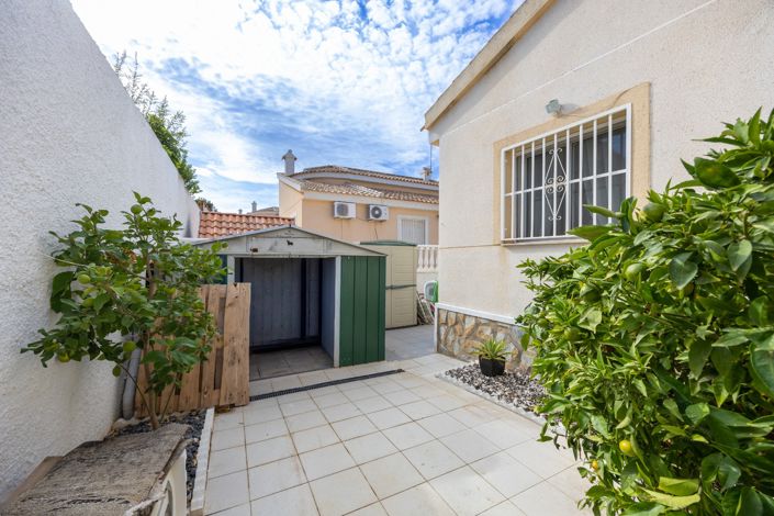 Image No.37-4 Bed Villa for sale