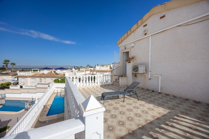 Image No.43-4 Bed Villa for sale