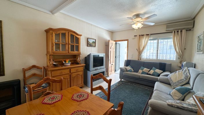 Image No.7-2 Bed Townhouse for sale