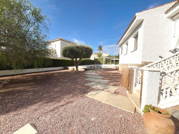 Image No.26-3 Bed Villa for sale