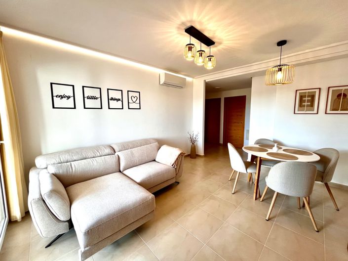 Image No.4-Appartement de 2 chambres à vendre