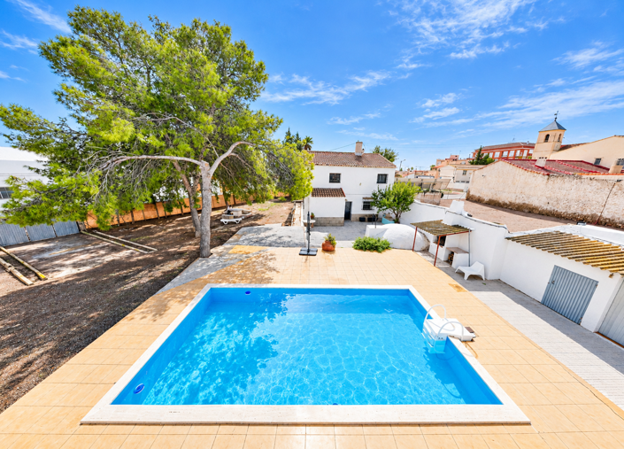 Image No.14-6 Bed Villa for sale