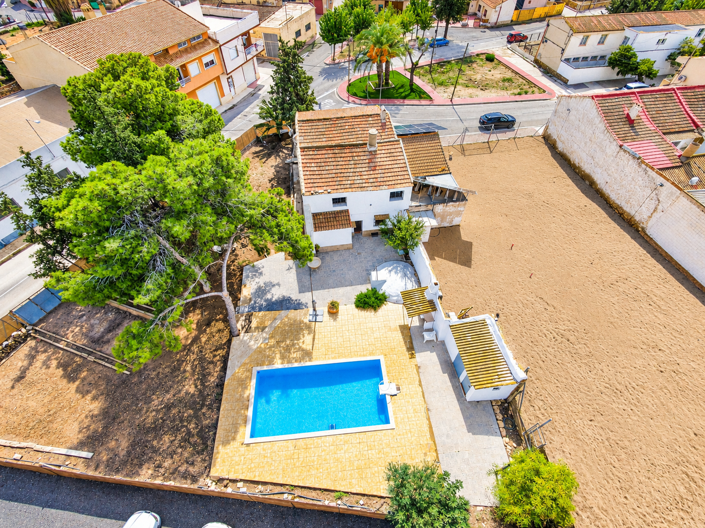 Image No.3-6 Bed Villa for sale