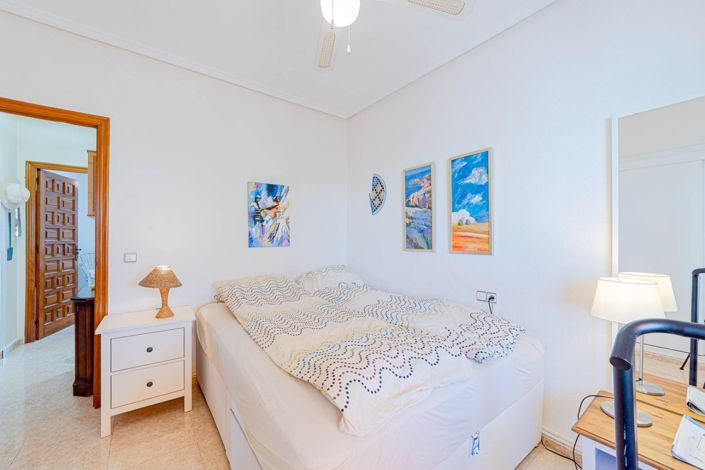 Image No.21-4 Bed Townhouse for sale
