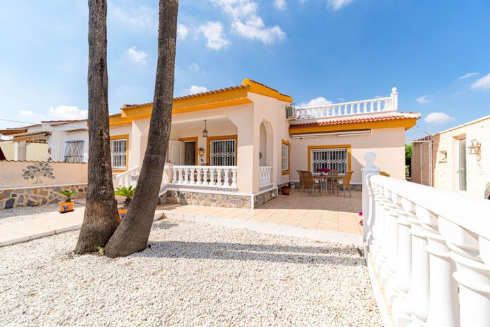 Image No.27-4 Bed Townhouse for sale