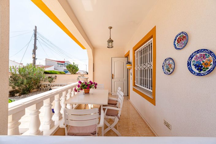 Image No.29-4 Bed Townhouse for sale