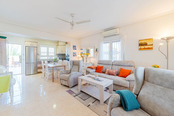 Image No.9-4 Bed Townhouse for sale