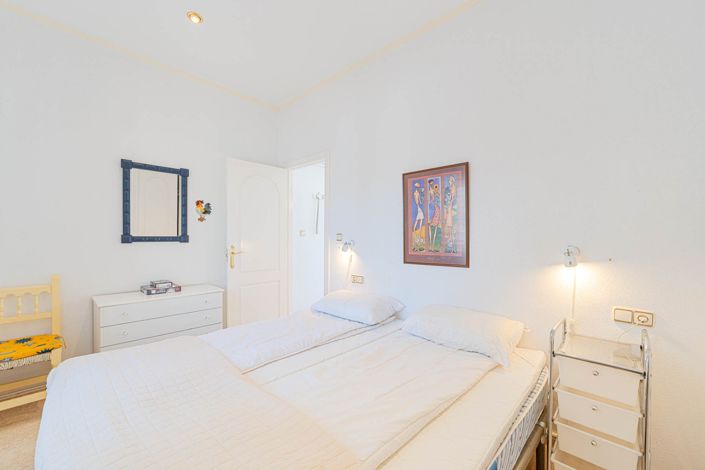 Image No.45-4 Bed Townhouse for sale