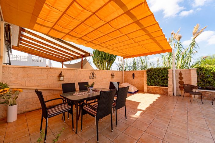 Image No.48-4 Bed Townhouse for sale