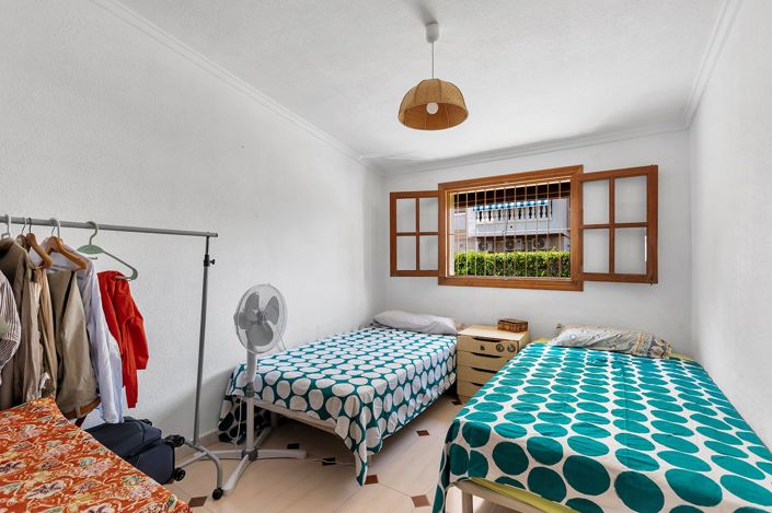 Image No.17-3 Bed Townhouse for sale