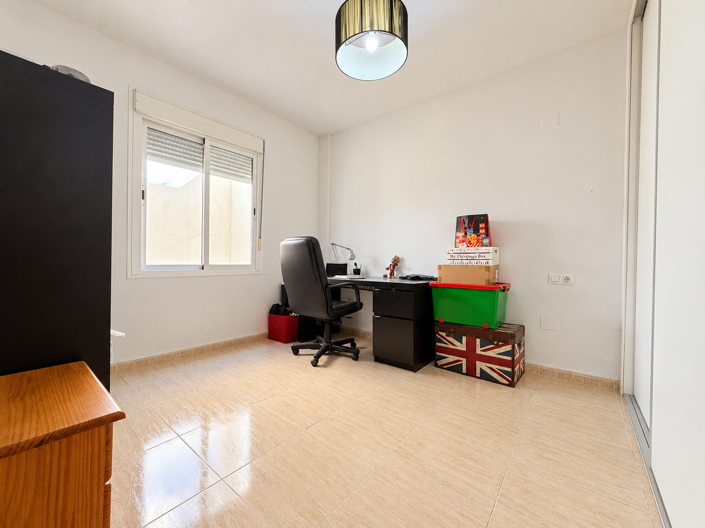 Image No.16-3 Bed Townhouse for sale